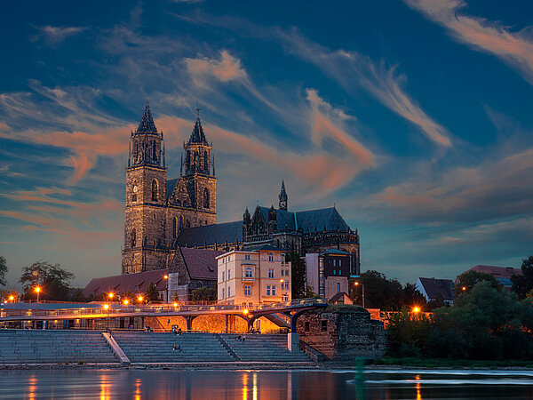 Magdebug Dom bei Nacht
