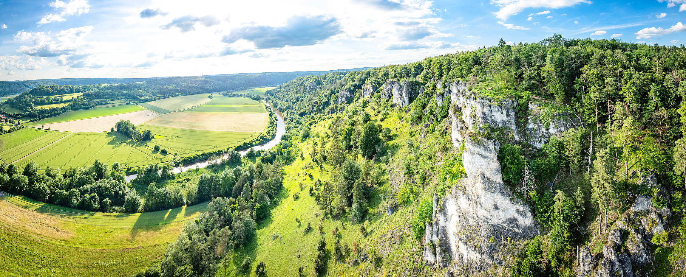 Arsnberger Leite mit Blick ins Altmühltal.